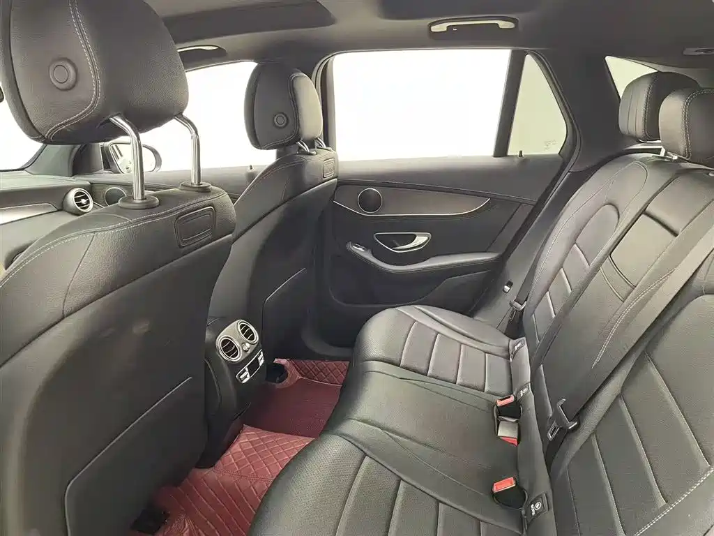 Mercedes-Benz Mercedes-Benz GLC 2018 Updated GLC 260 4MATIC Luxury Edition 2018 - thumbnail 10