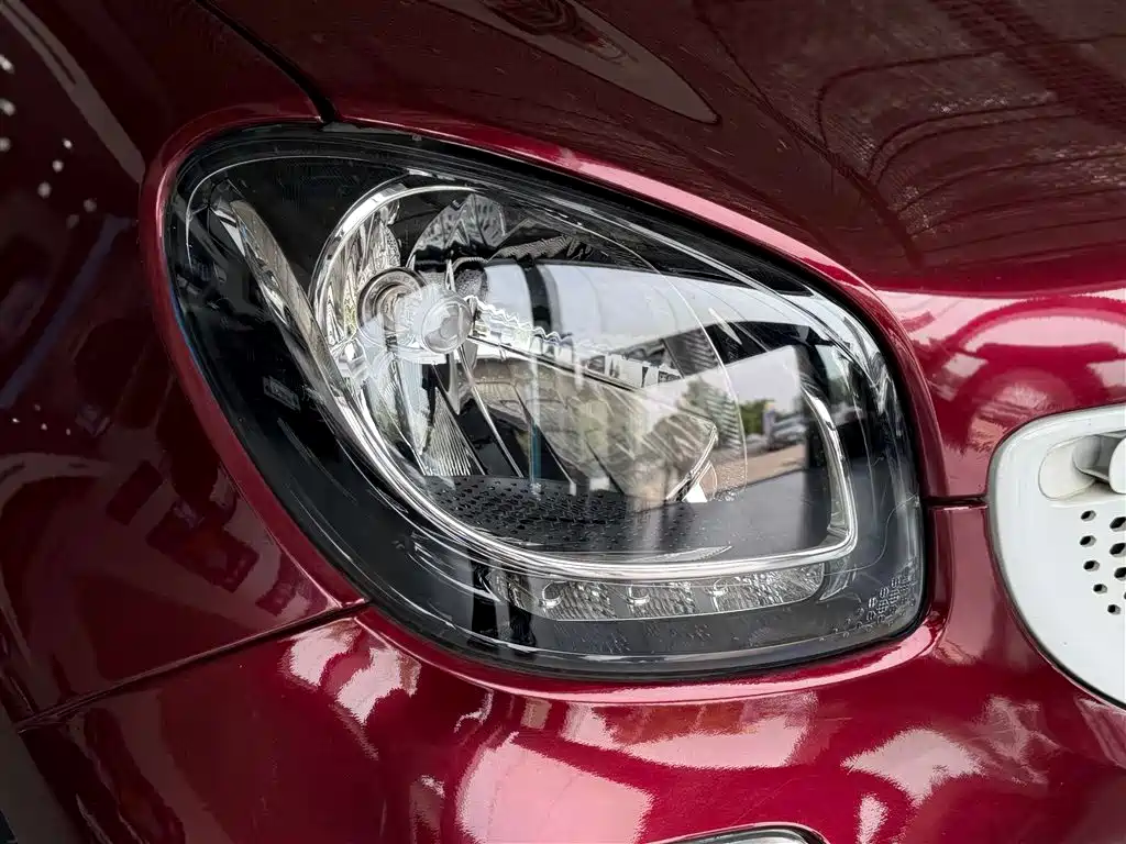 smart smart forfour 0.9T Pioneer Edition 2018 - thumbnail 13