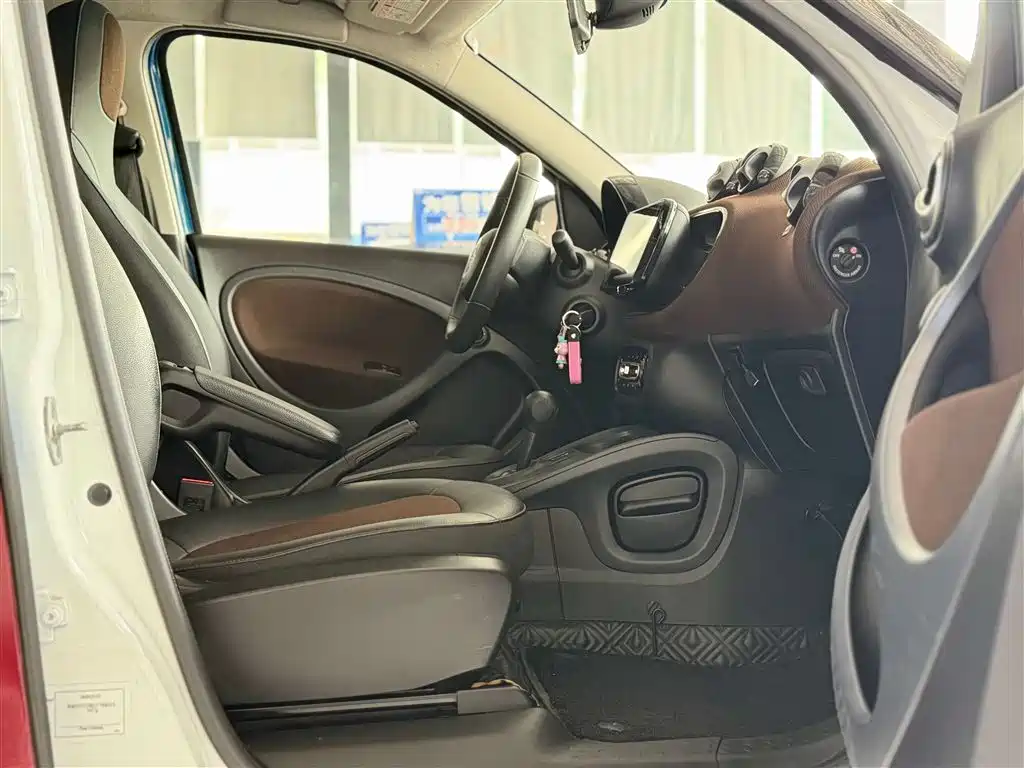 smart smart forfour 0.9T Pioneer Edition 2018 - thumbnail 20