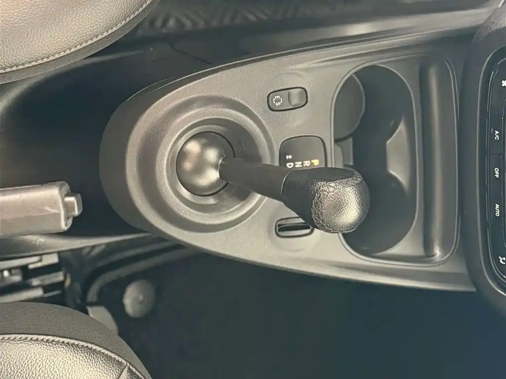 smart smart forfour 0.9T Pioneer Edition 2018 - thumbnail 26