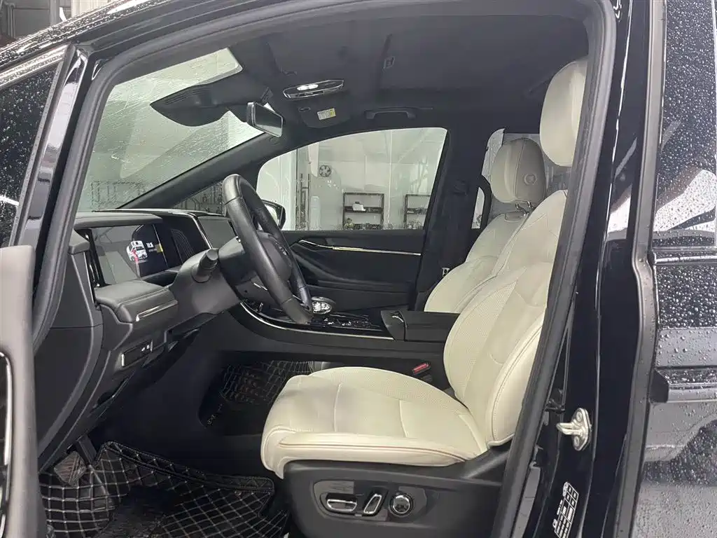 GAC Trumpchi GAC Trumpchi M8 2023 Grandmaster Series Hybrid Yuzun Edition 2023 - thumbnail 8