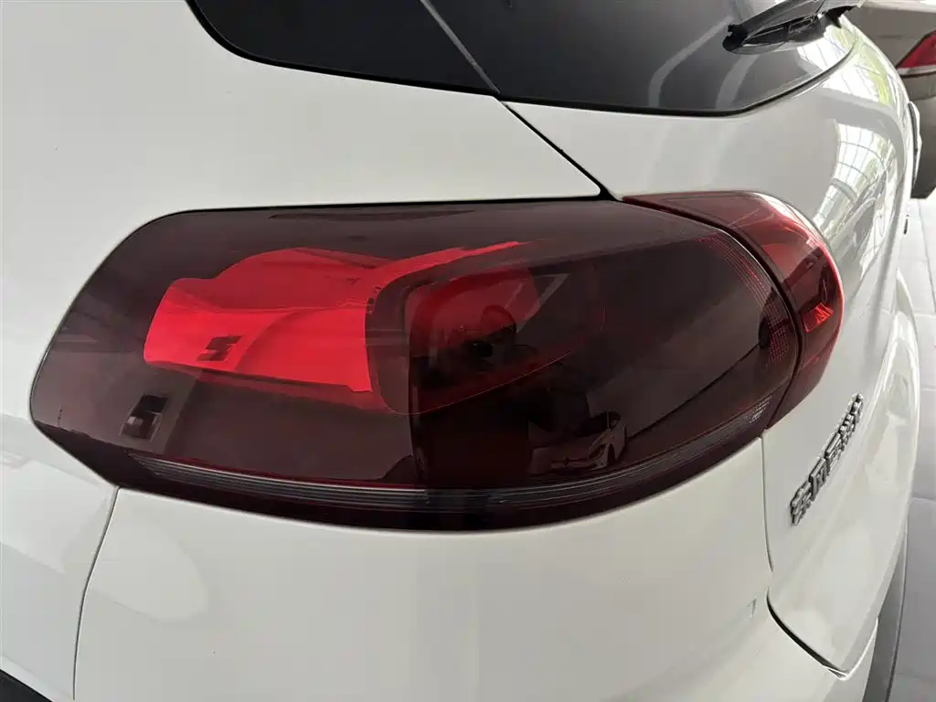 Citroën Citroen C3-XR 2015 1.6L Manual Pioneer Edition 2015 - thumbnail 8