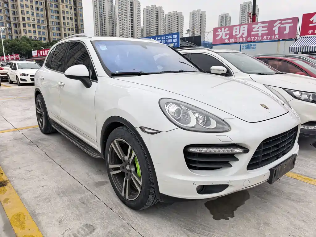 Porsche 2013 Porsche Cayenne 3.0T Diesel 2013 - thumbnail 3