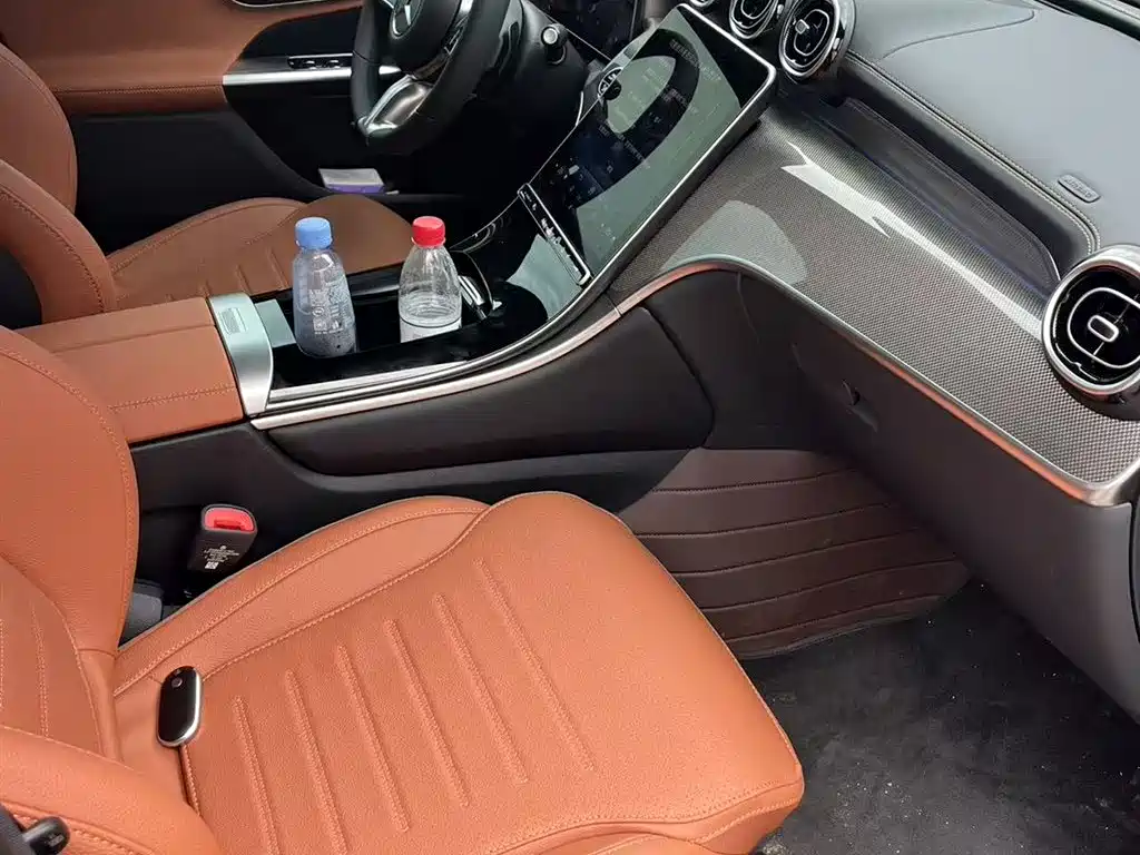 Mercedes-Benz Mercedes-Benz GLC 2026 GLC 260 L 4MATIC Classic Edition 2026 - thumbnail 6