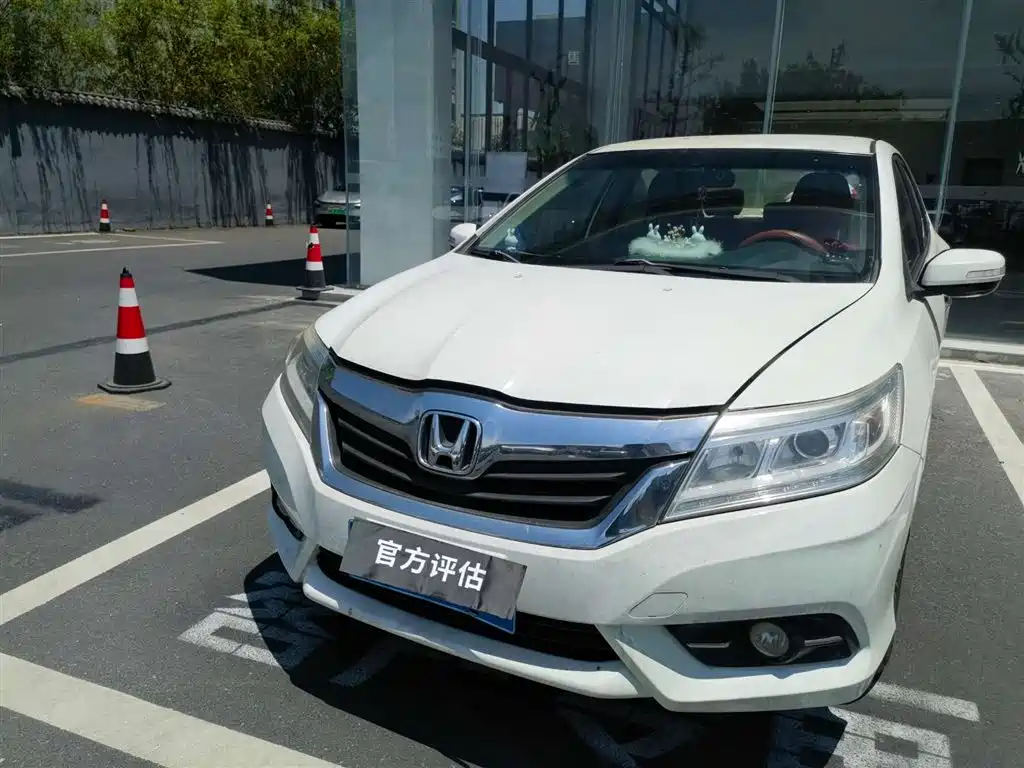Honda Honda Crider 2013 1.8L Automatic Comfort Edition 2014