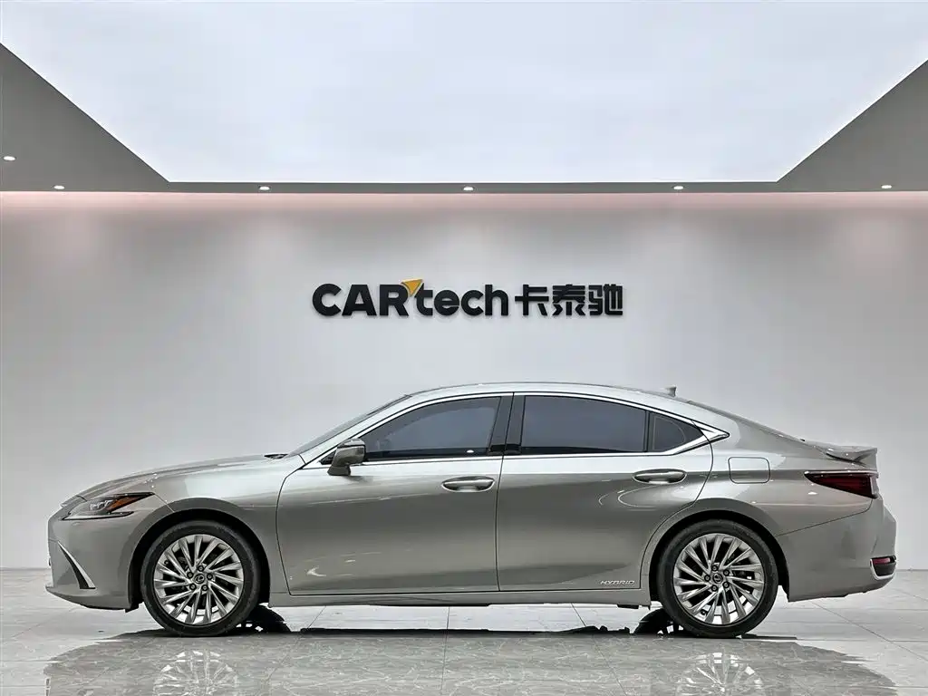 Lexus Lexus ES 300h Executive Edition 2021 - thumbnail 7