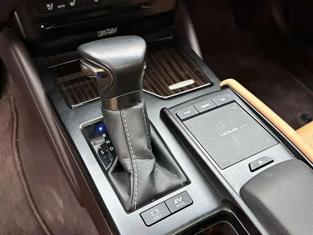 Lexus Lexus ES 300h Executive Edition 2021 - thumbnail 15