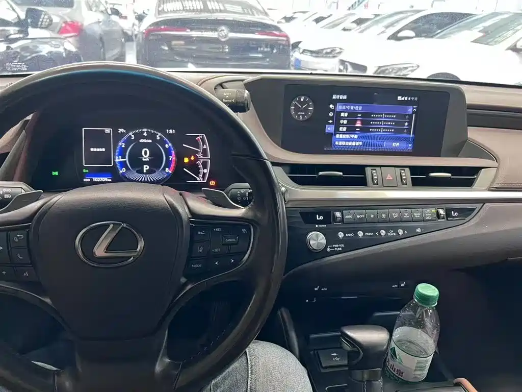 Lexus Lexus ES 2021 200 Excellence Edition 2021 - thumbnail 6