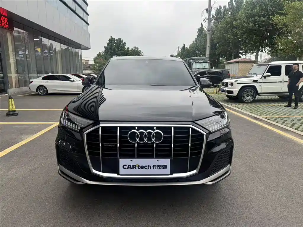 Audi Audi Q7 2021 55 TFSI quattro S line 2021 - thumbnail 3