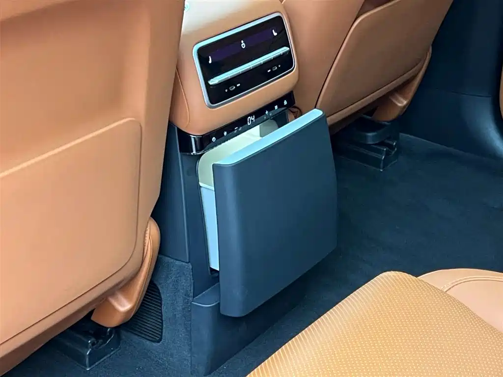 Li Auto Li L9 2022 Max 2024 - thumbnail 29
