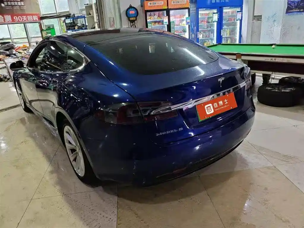 Tesla Tesla Model S 75D Standard Range Plus 2018 - thumbnail 5