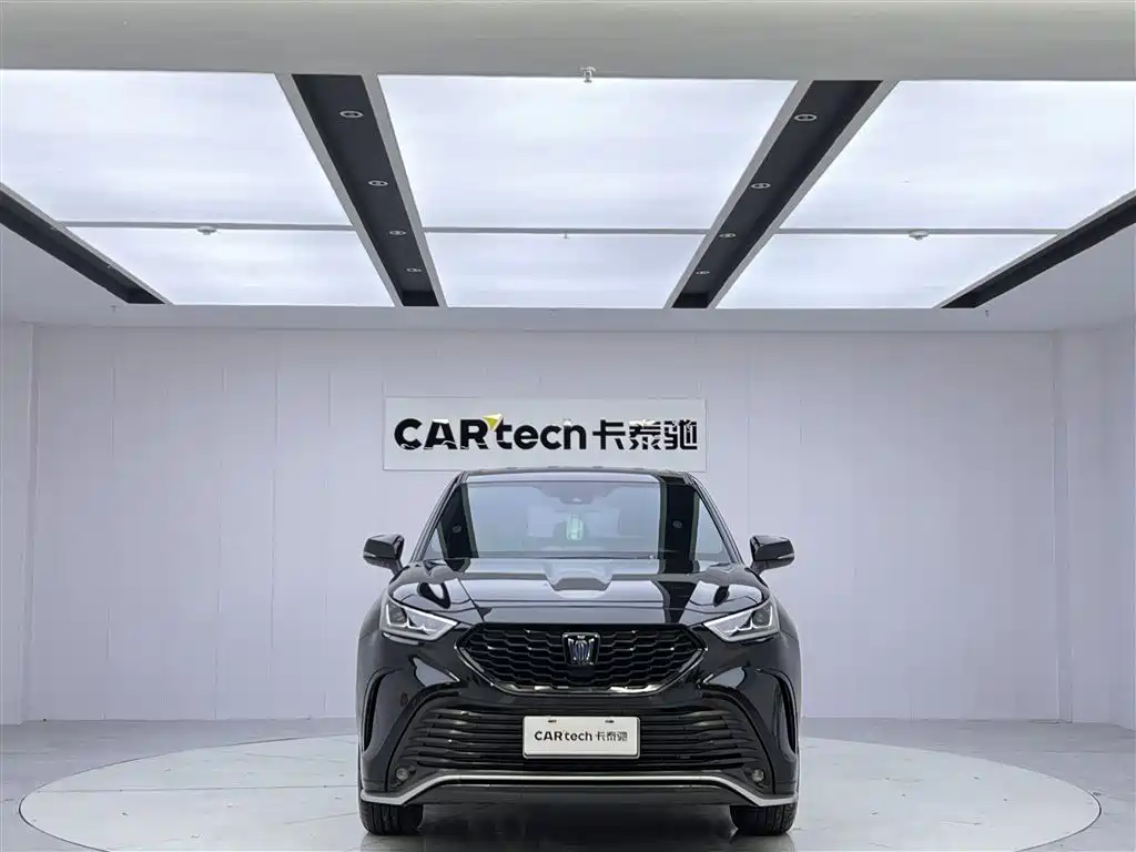 Toyota Crown Kluger 2023 2.5L HEV AWD Elite Edition 2024 - thumbnail 3