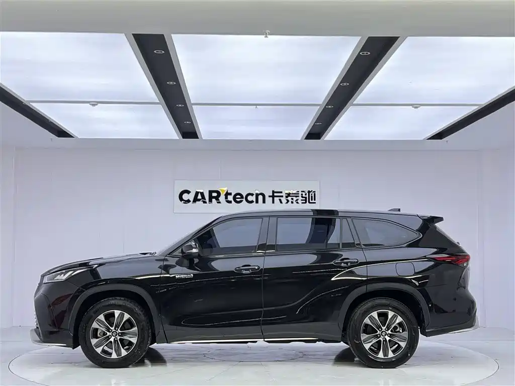 Toyota Crown Kluger 2023 2.5L HEV AWD Elite Edition 2024 - thumbnail 8