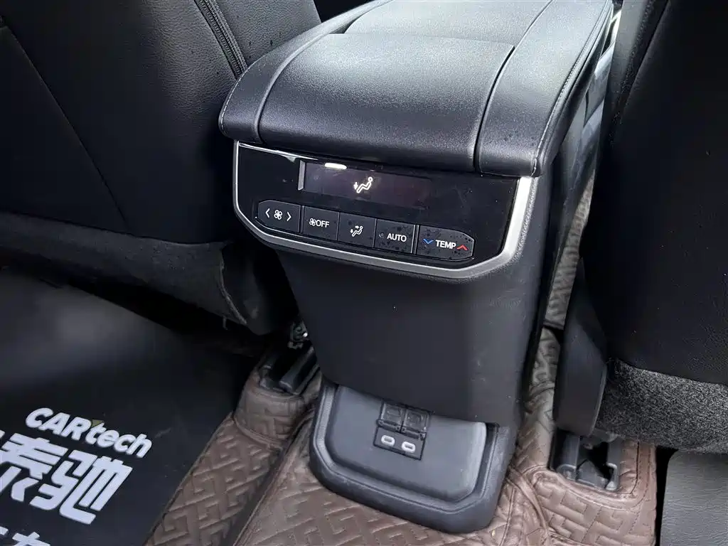 Toyota Crown Kluger 2023 2.5L HEV AWD Elite Edition 2024 - thumbnail 24