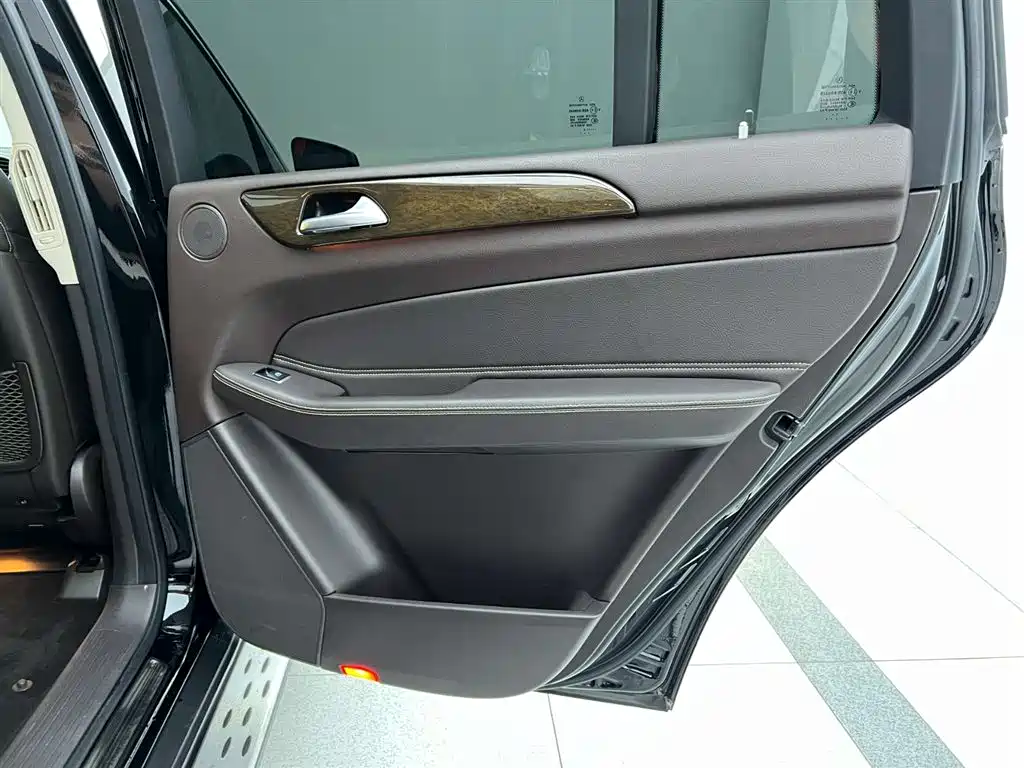Mercedes-Benz Mercedes-Benz GLS 2018 Facelift GLS 400 4MATIC Dynamic 2018 - thumbnail 24