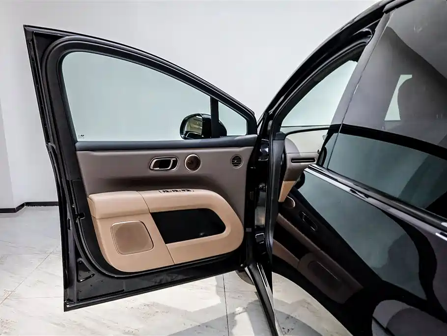 Li Auto Li Auto i6 2025 RWD Standard Edition 2025 - thumbnail 15