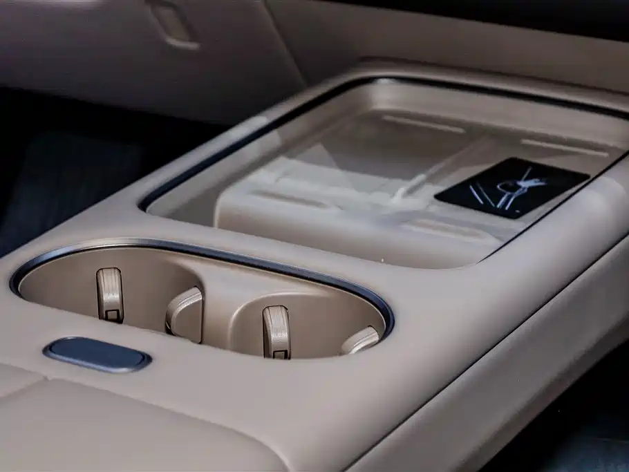 Li Auto Li Auto i6 2025 RWD Standard Edition 2025 - thumbnail 28
