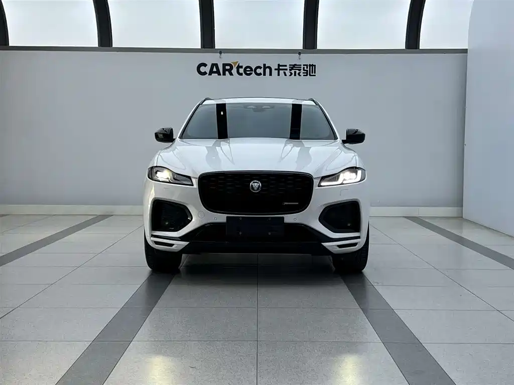 Jaguar Jaguar F-PACE 2024 P250 R-Dynamic SE 2023 - thumbnail 2