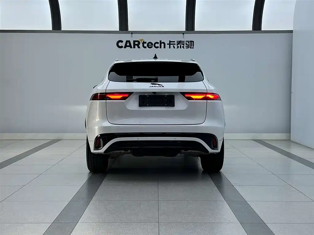 Jaguar Jaguar F-PACE 2024 P250 R-Dynamic SE 2023 - thumbnail 3
