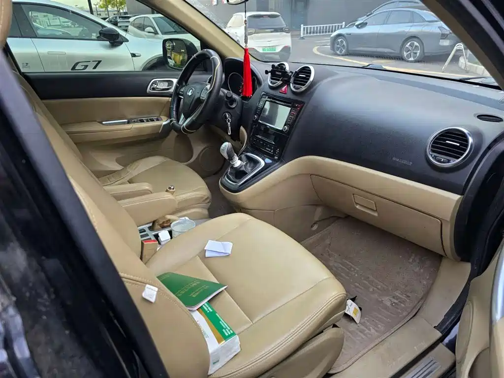 Haval Haval H6 2013 Upgraded Edition 1.5T Manual 4WD Premium 2013 - thumbnail 6