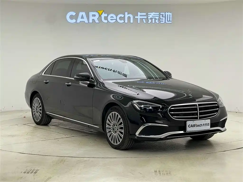 Mercedes-Benz Mercedes-Benz E 300 L Luxury 2022 - thumbnail 2