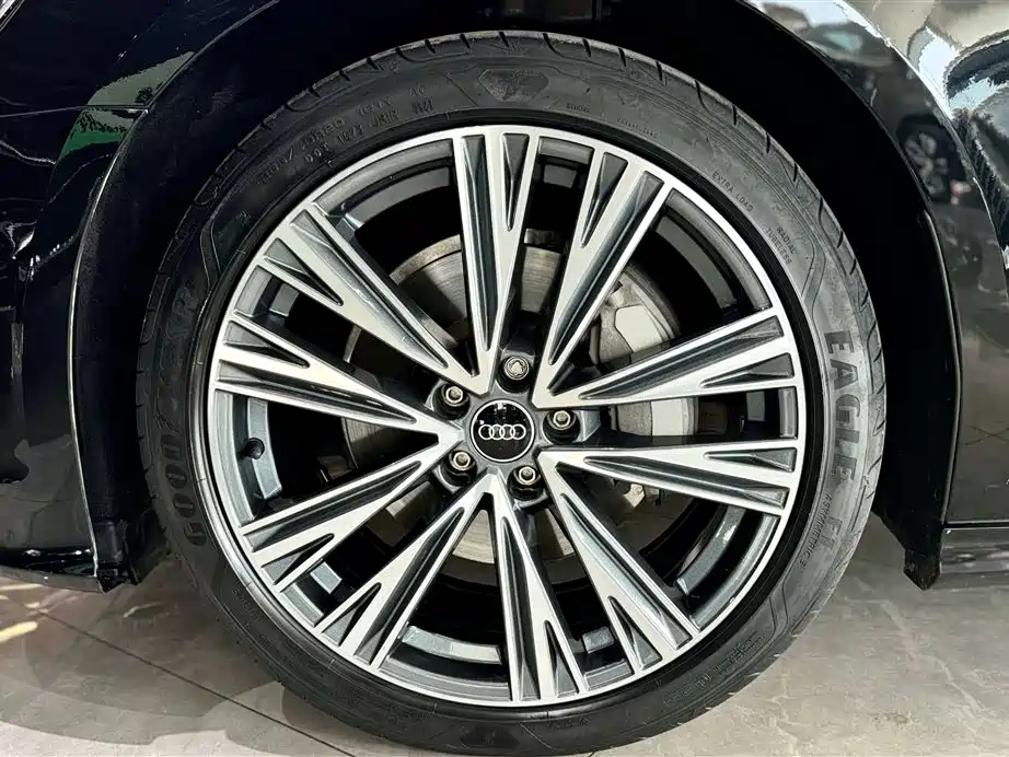 Audi Audi A6L 2023 Facelift 45 TFSI Zhenxuan Dynamic Edition 2023 - thumbnail 11