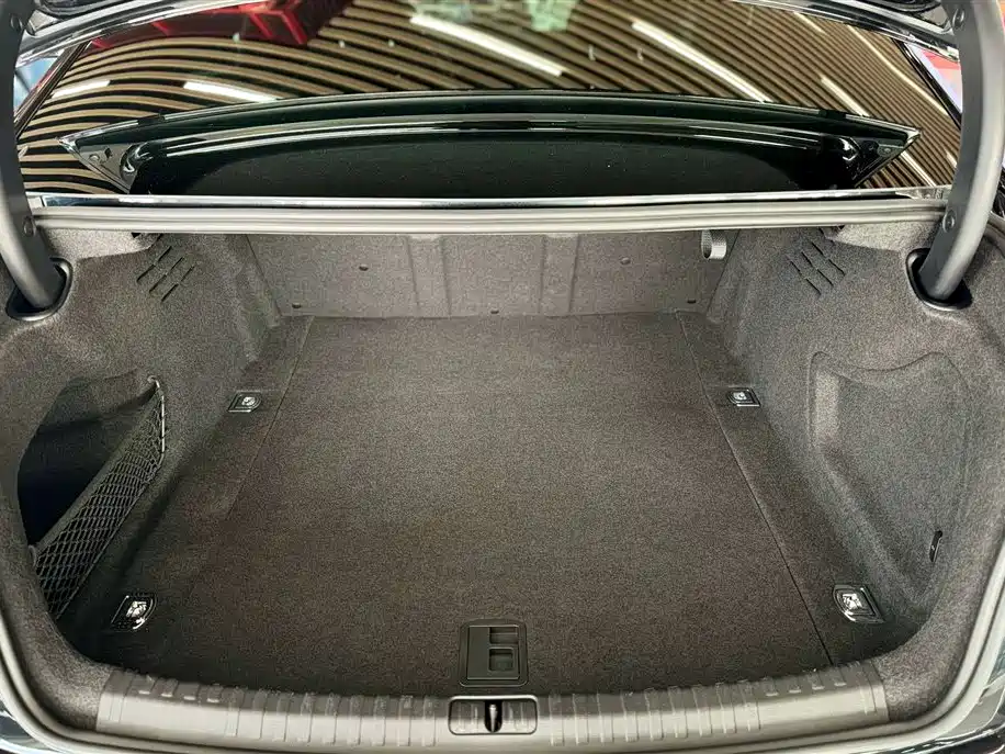 Audi Audi A6L 2023 Facelift 45 TFSI Zhenxuan Dynamic Edition 2023 - thumbnail 21