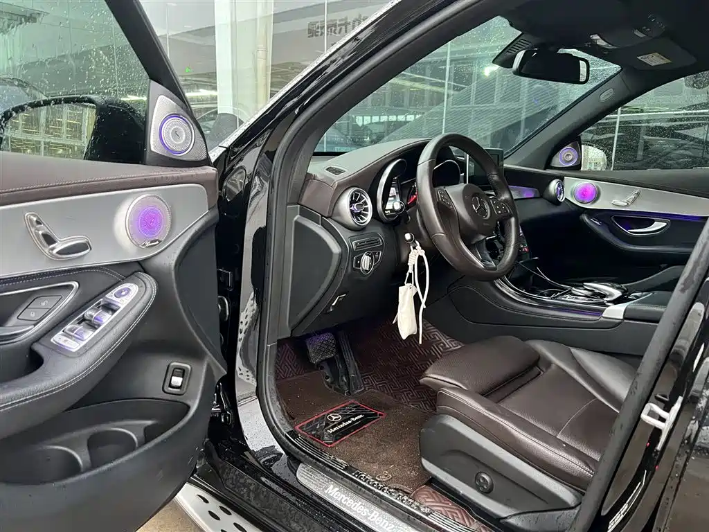 Mercedes-Benz Mercedes-Benz GLC 2019 GLC 200 L 4MATIC 2019 - thumbnail 4