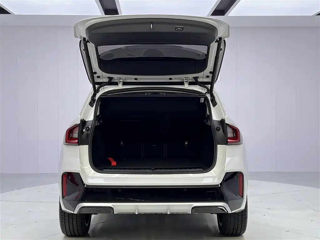 BMW BMW X1 2023 sDrive25Li M Sport Package 2023 - thumbnail 13