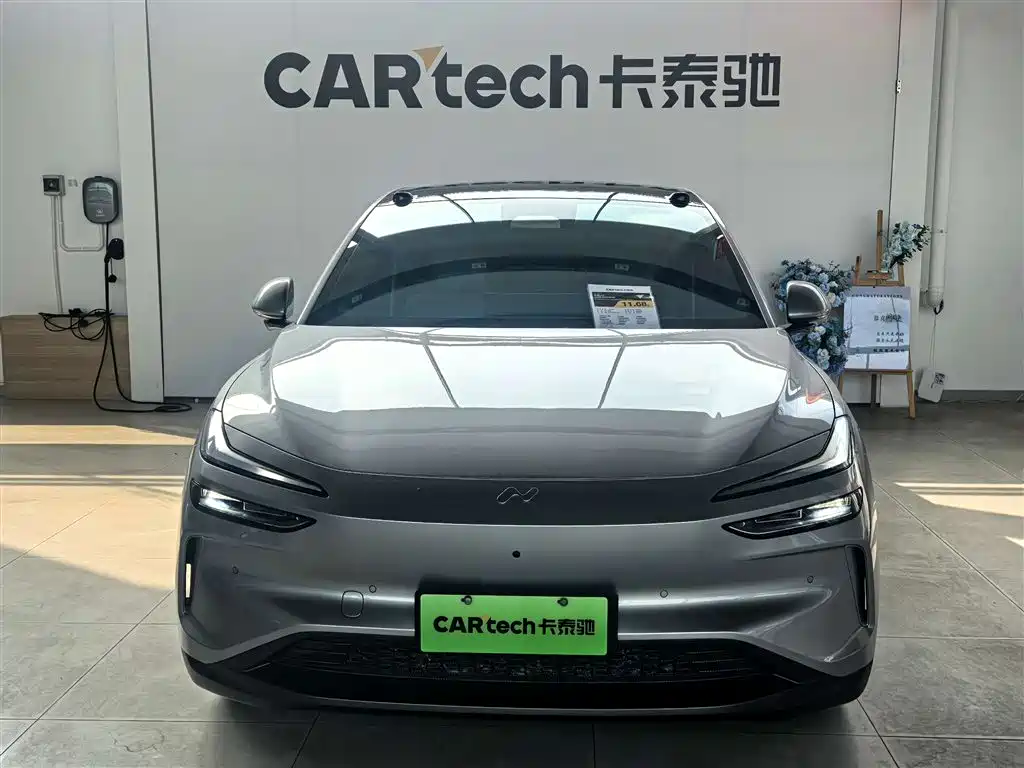 Onvo Onvo L60 2024 60kWh RWD 2025 - thumbnail 2