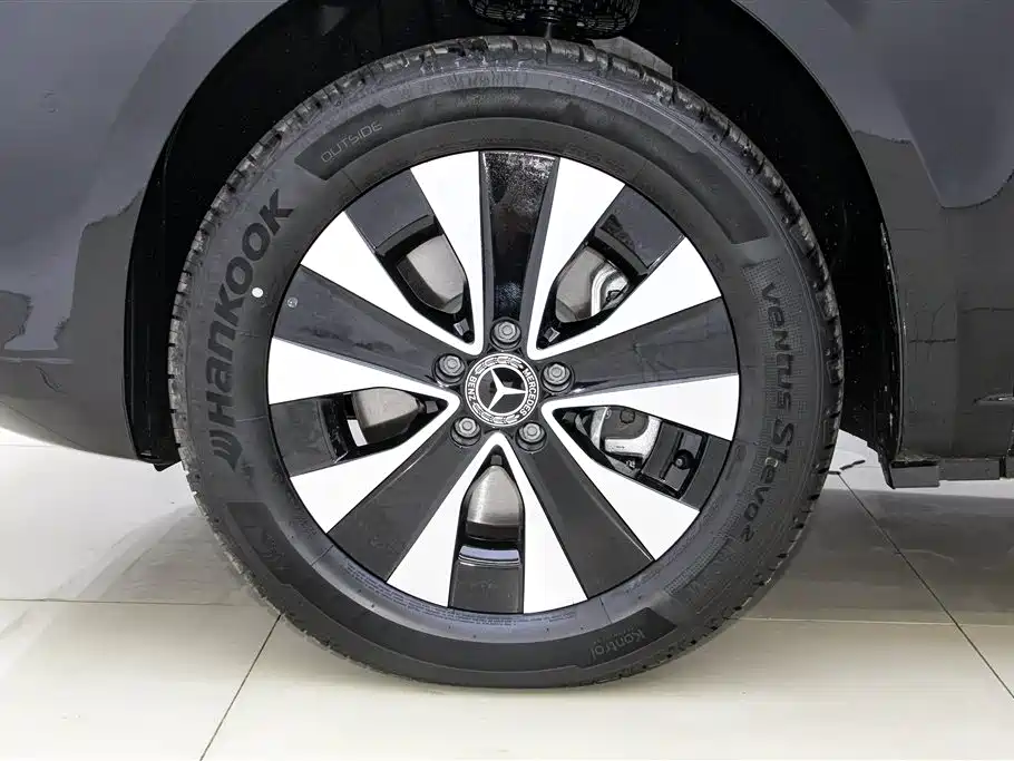 Mercedes-Benz Mercedes-Benz Vito 2023 2.0T Elite Edition 7-Seater 2024 - thumbnail 6