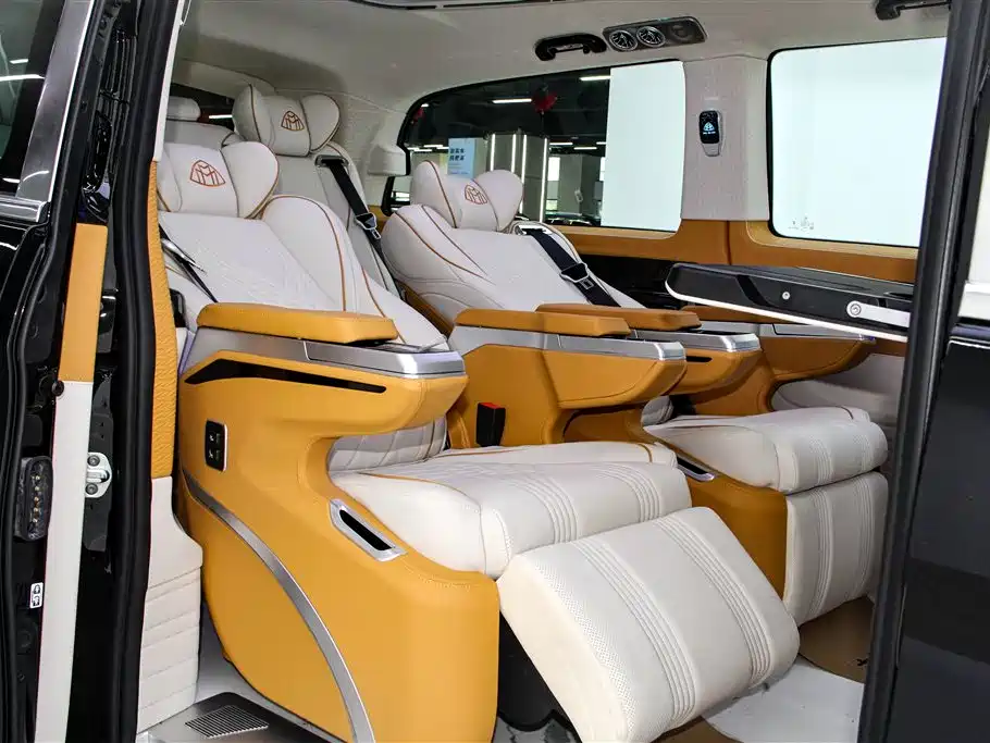 Mercedes-Benz Mercedes-Benz Vito 2023 2.0T Elite Edition 7-Seater 2024 - thumbnail 23