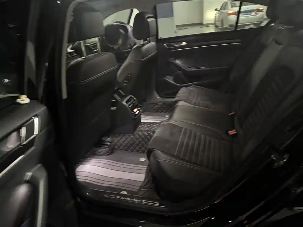 Volkswagen Magotan 2020 380TSI DSG Luxury 2021 - thumbnail 4