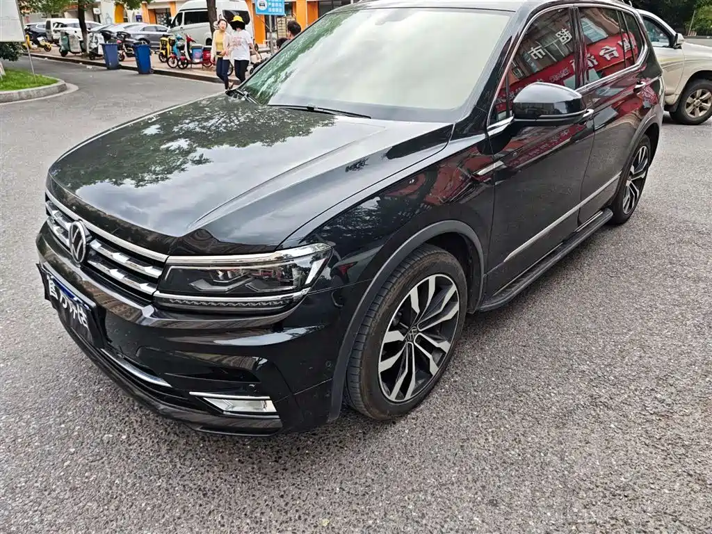 Volkswagen Volkswagen Tiguan L 2021 380TSI Automatic 4WD R-Line Flagship Edition 7-Seater 2021 - thumbnail 2