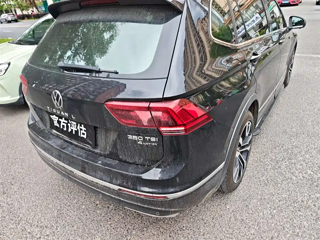 Volkswagen Volkswagen Tiguan L 2021 380TSI Automatic 4WD R-Line Flagship Edition 7-Seater 2021 - thumbnail 4