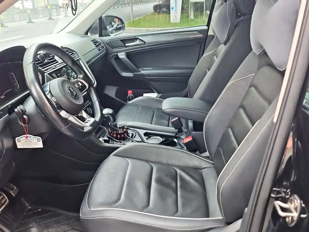 Volkswagen Volkswagen Tiguan L 2021 380TSI Automatic 4WD R-Line Flagship Edition 7-Seater 2021 - thumbnail 7
