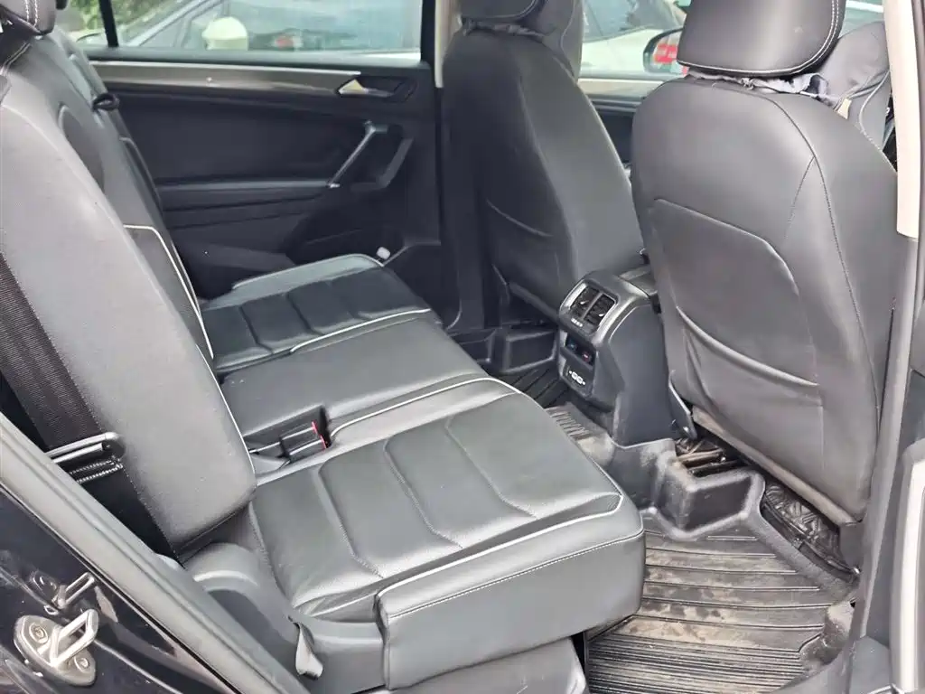 Volkswagen Volkswagen Tiguan L 2021 380TSI Automatic 4WD R-Line Flagship Edition 7-Seater 2021 - thumbnail 10