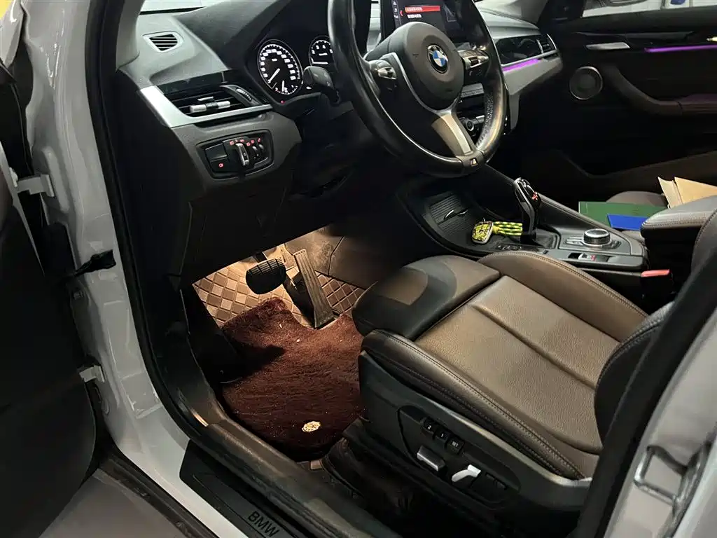 BMW BMW X1 2021 sDrive25Li Leading Edition 2021 - thumbnail 7