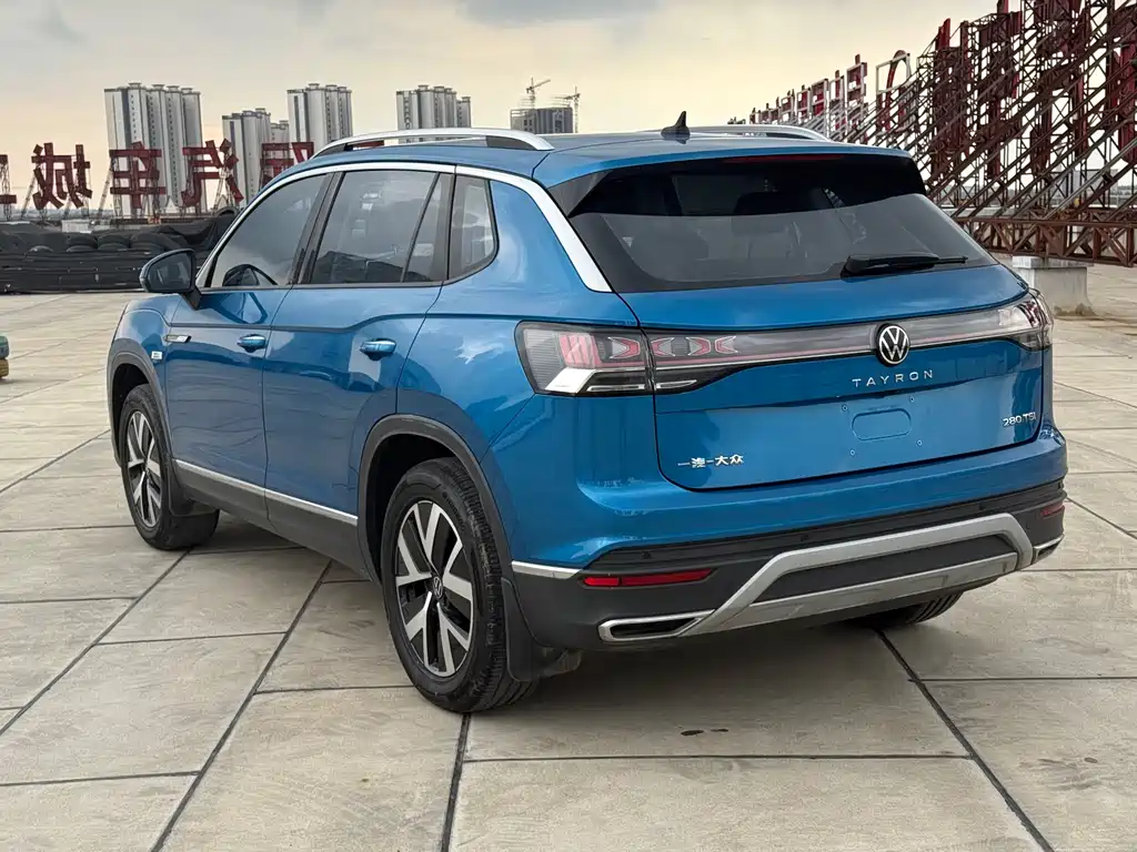 Volkswagen Tayron GTE Plug-in Hybrid 2023 280TSI Luxury Plus Advanced Edition 2022 - thumbnail 3