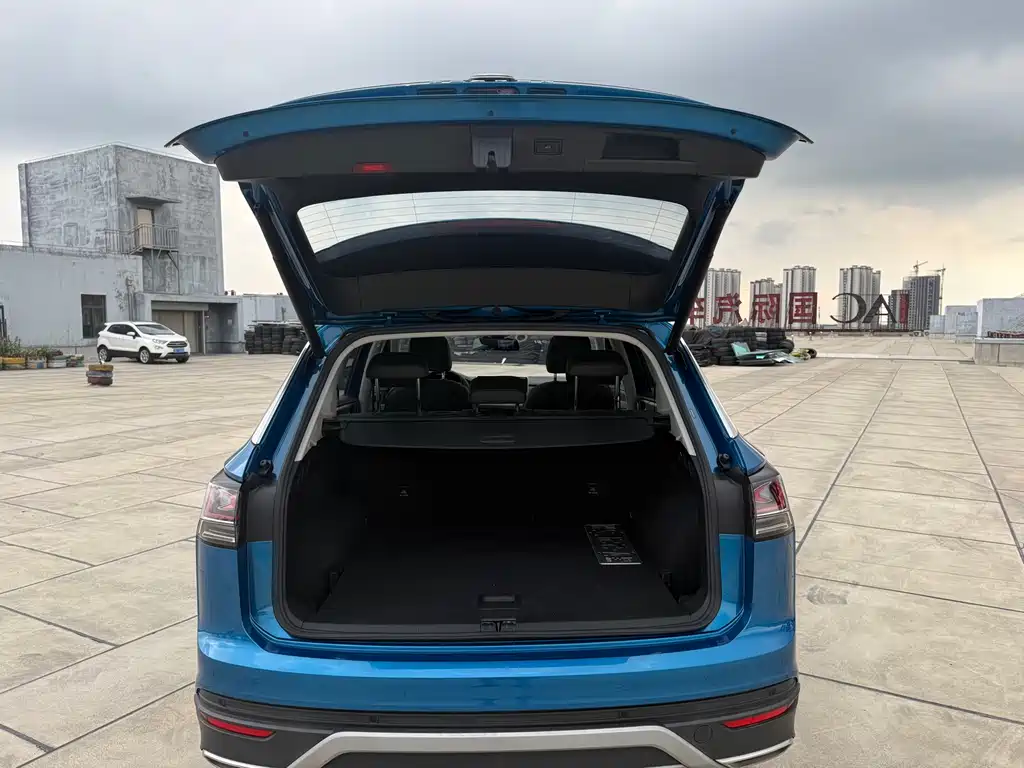 Volkswagen Tayron GTE Plug-in Hybrid 2023 280TSI Luxury Plus Advanced Edition 2022 - thumbnail 17