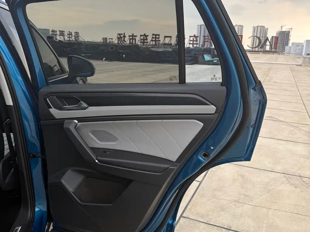 Volkswagen Tayron GTE Plug-in Hybrid 2023 280TSI Luxury Plus Advanced Edition 2022 - thumbnail 21
