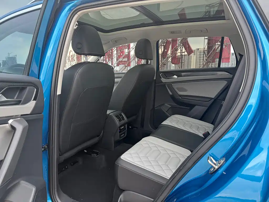 Volkswagen Tayron GTE Plug-in Hybrid 2023 280TSI Luxury Plus Advanced Edition 2022 - thumbnail 27
