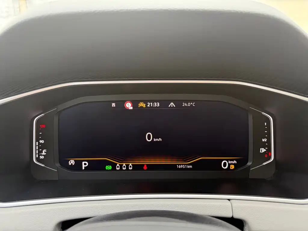 Volkswagen Tayron GTE Plug-in Hybrid 2023 280TSI Luxury Plus Advanced Edition 2022 - thumbnail 29