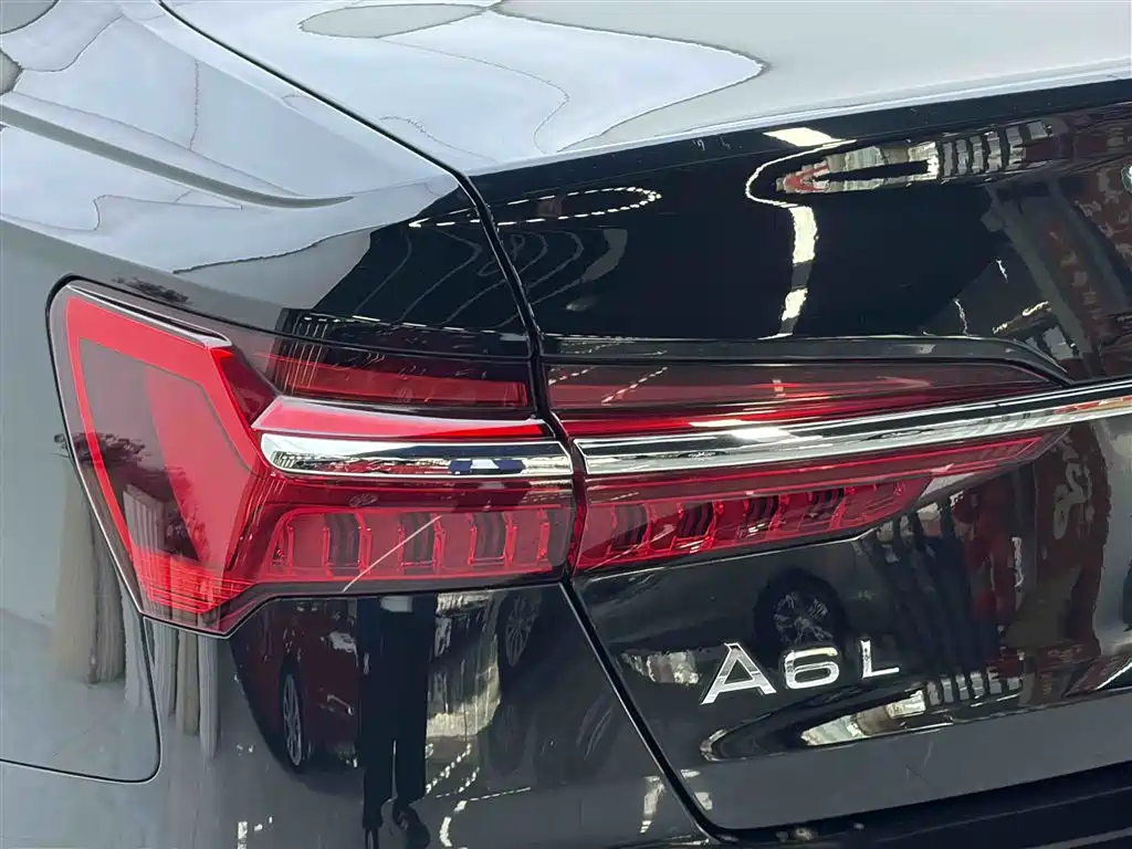 Audi Audi A6L 2019 40 TFSI Luxury Elegant 2019 - thumbnail 9