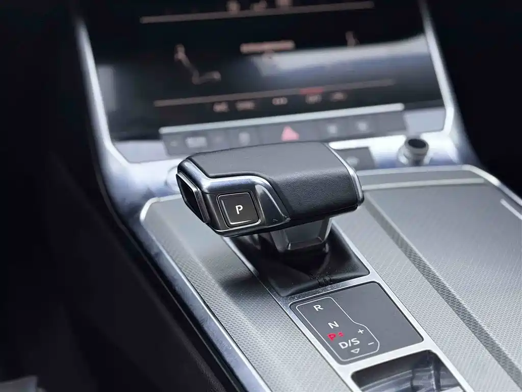 Audi Audi A6L 2019 40 TFSI Luxury Elegant 2019 - thumbnail 20