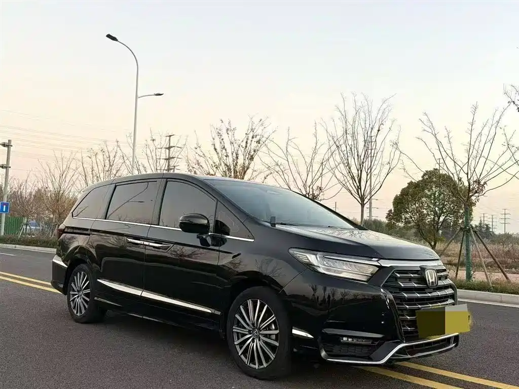 Honda Honda Elysion 2024 2.0L e:HEV Luxury 2024 - thumbnail 3