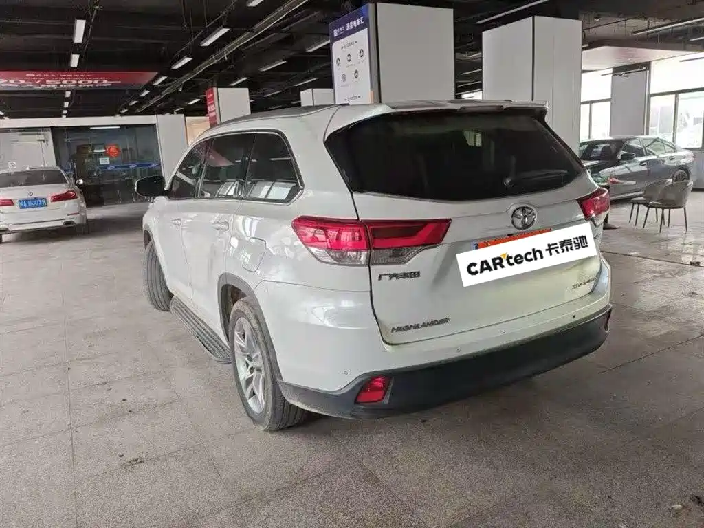 Toyota Highlander 2020 2.0T AWD Million Edition 7-seater 2020 - thumbnail 5