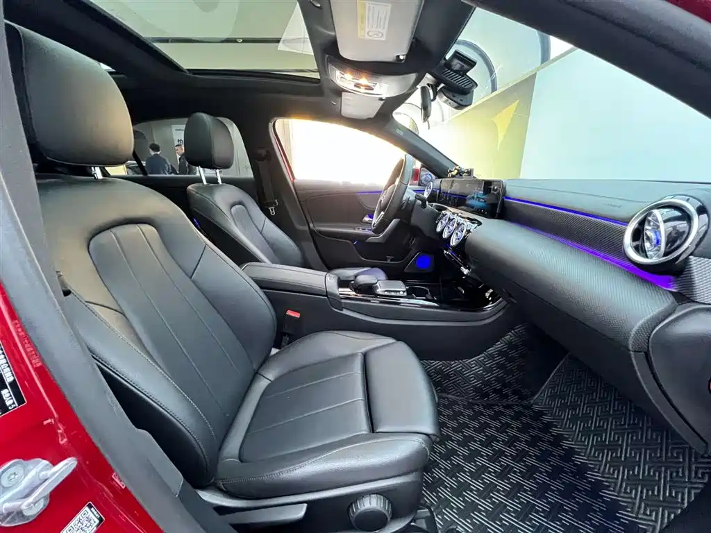 Mercedes-Benz Mercedes-Benz A-Class 2022 A 180 L 2022 - thumbnail 11