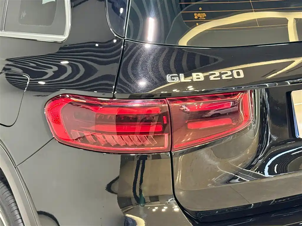 Mercedes-Benz Mercedes-Benz GLB 2024 GLB 220 Fashion Edition 2024 - thumbnail 10