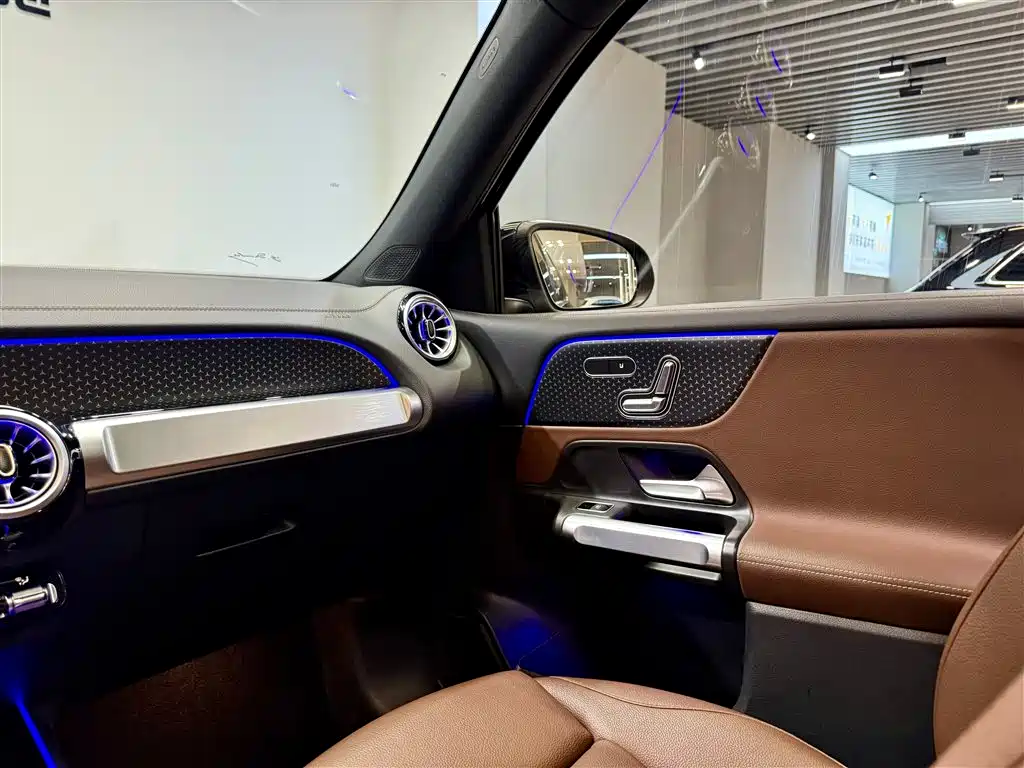 Mercedes-Benz Mercedes-Benz GLB 2024 GLB 220 Fashion Edition 2024 - thumbnail 29